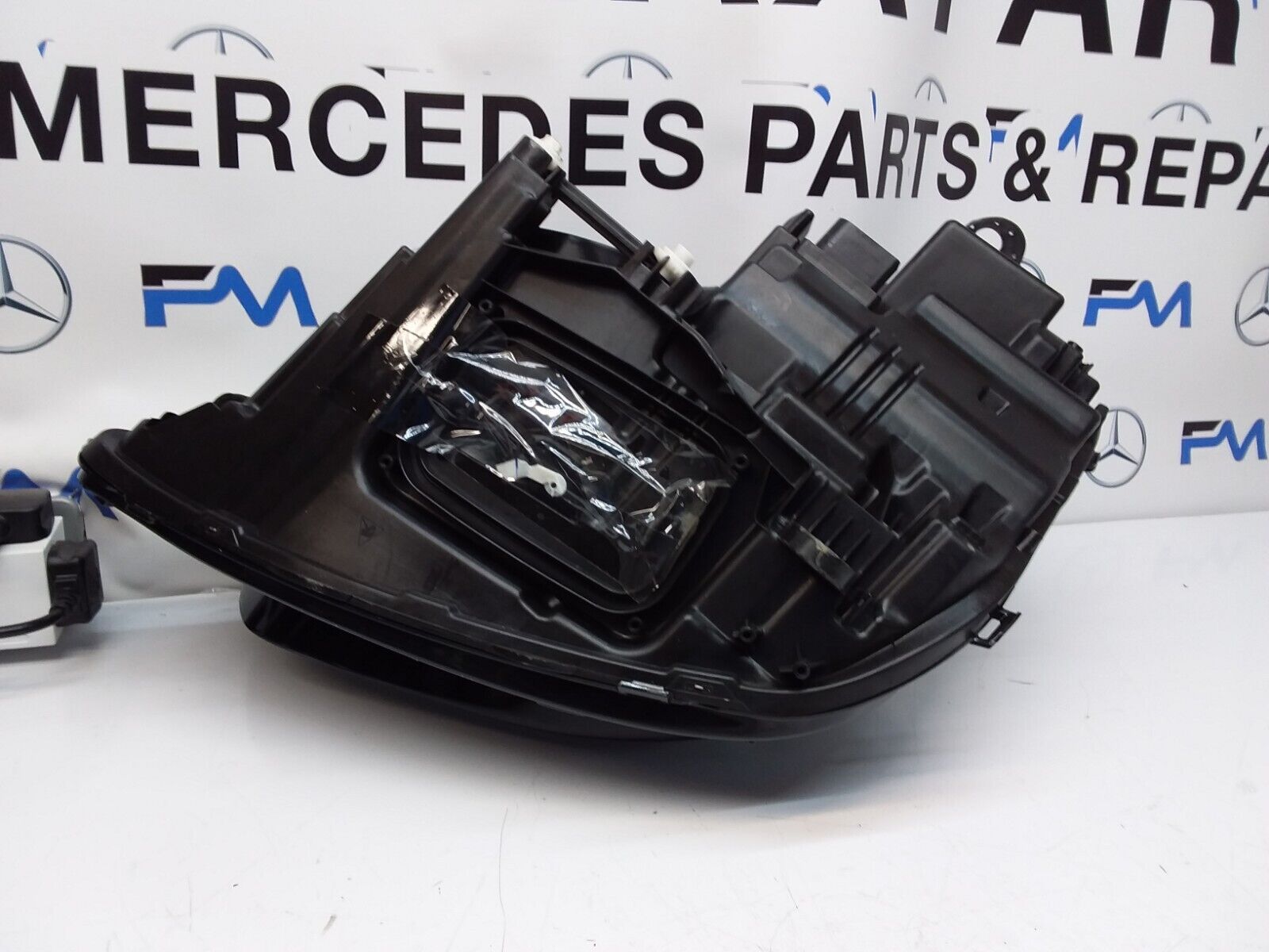 2018 MERCEDES E-CLASS W213 O/S Driver Side Front Headlight A2139069809 FMH31