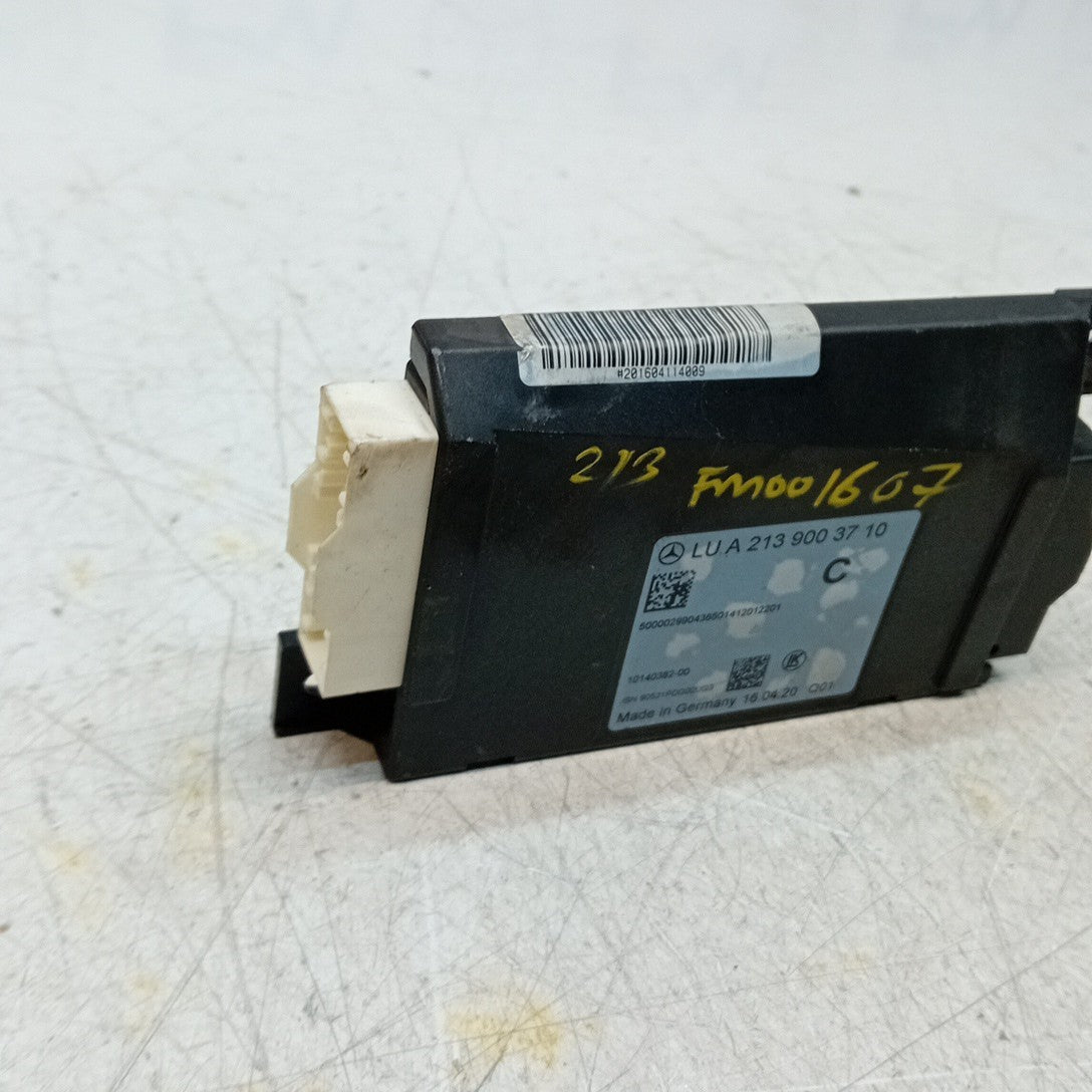 MERCEDES E CLASS IGNITION CONTROL MODULE ECU A2139003710 2019 W213 FM001607