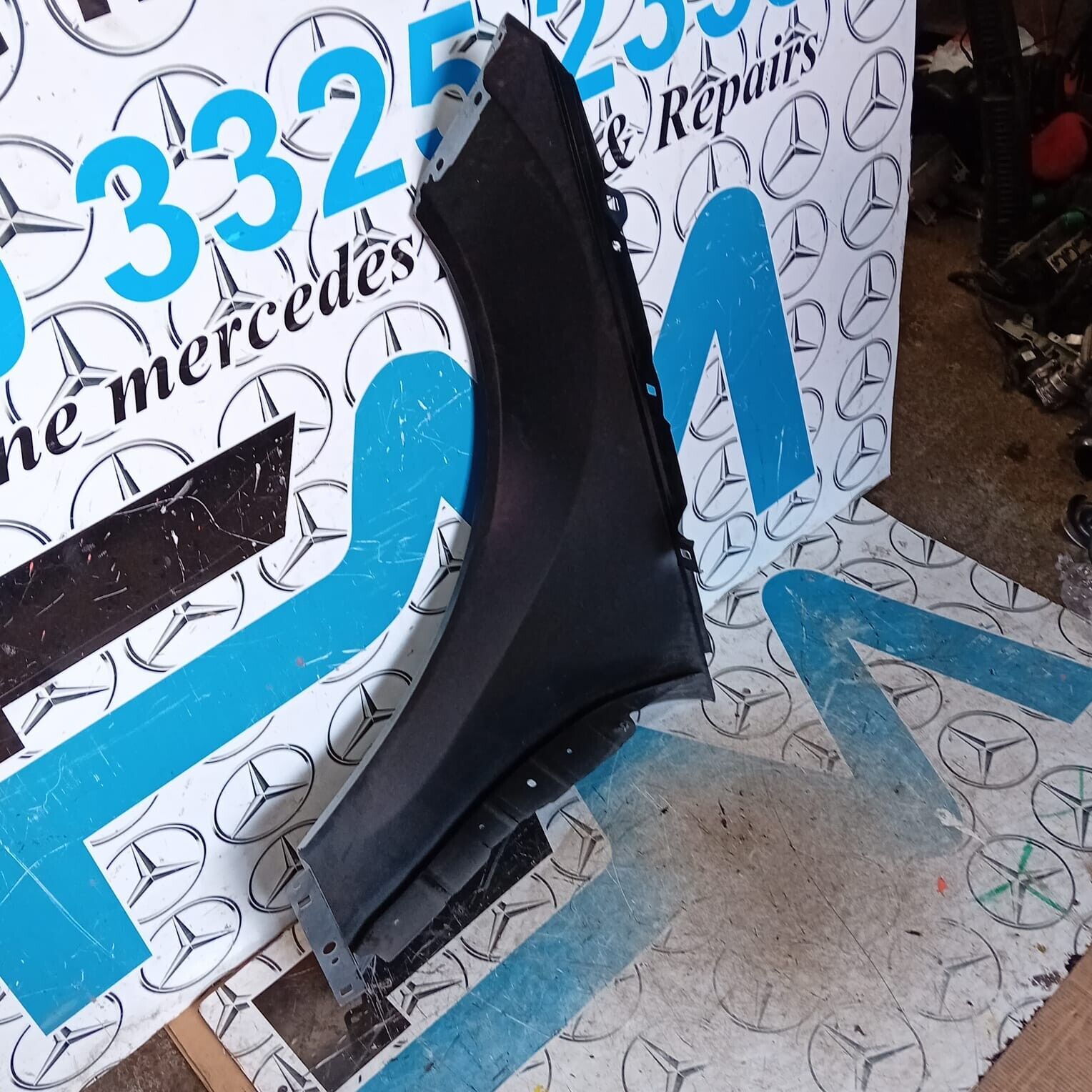 MERCEDES BENZ C-CLASS W204 FRONT DRIVER SIDE ( OFF SIDE ) WING