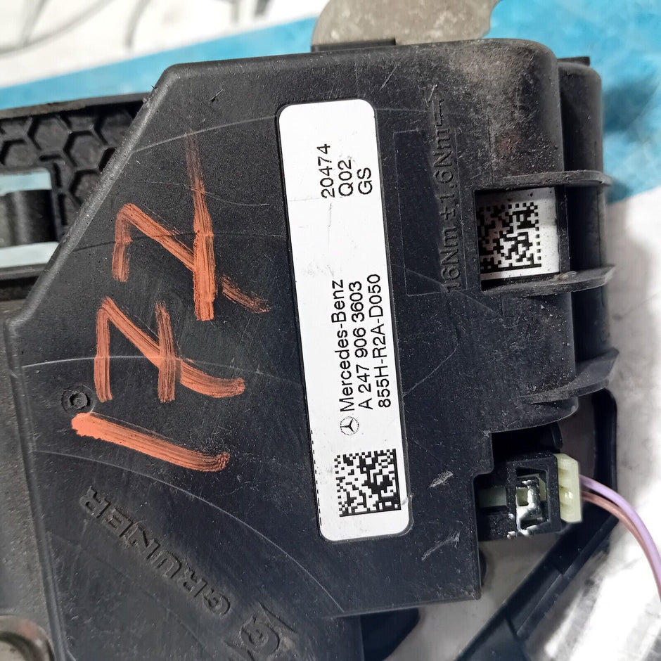 2018-2024 MERCEDES A CLASS W177 BATTERY FUSE BOX A2479063603