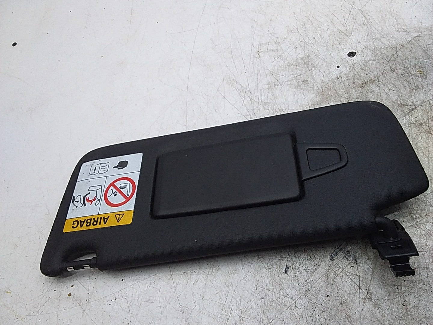 MERCEDES C-CLASS W206 SUN VISOR PASSENGER SIDE A2068105302 FMR202