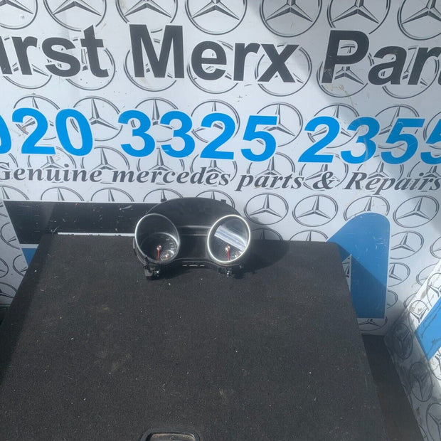 MERCEDES A CLASS W176 2016 DIESEL INSTRUMENT CLUSTER SPEEDOMETER A1769008403