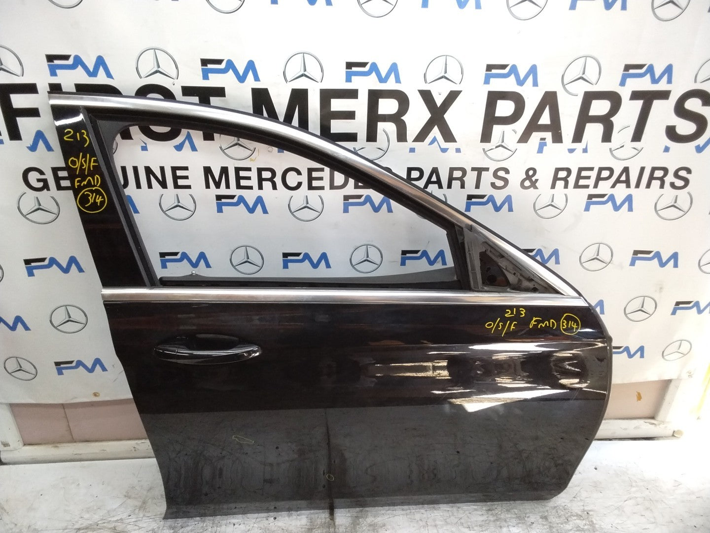 MERCEDES E-CLASS W213 DRIVER  FRONT DOOR OSF BLACK 2017-2023 COMPLETE FMD314