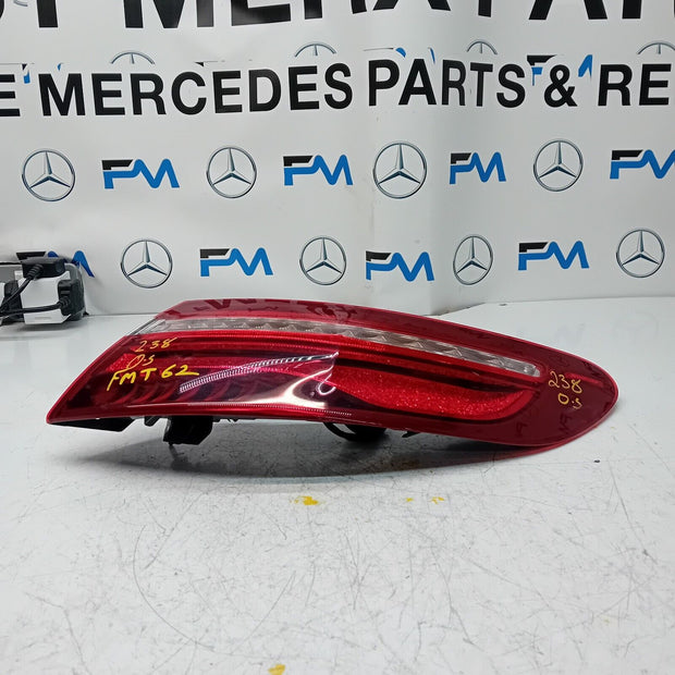 MERCEDES E-CLASS W238 2017 REAR DRIVER O/S TAIL LIGHT A2389062101 FMT62