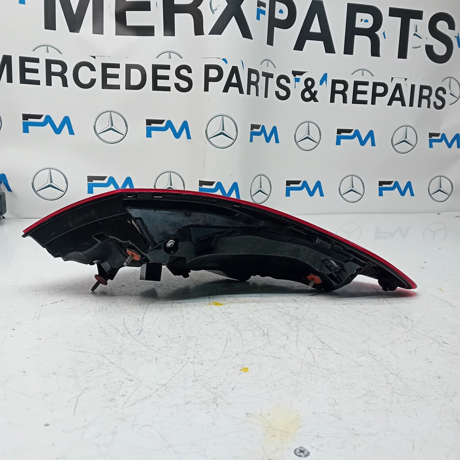 MERCEDES C-CLASS W206 2022 REAR PASSENGER N/S TAIL LIGHT A2069068601 FMT46