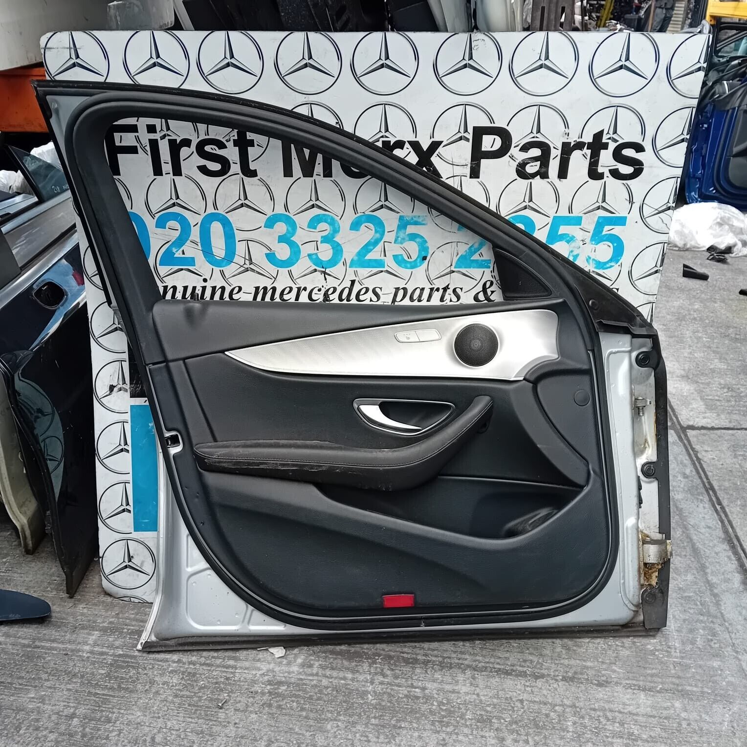 MERCEDES BENZ E-CLASS  W213  PASSENGER SIDE FRONT ( NEAR SIDE FRONT )