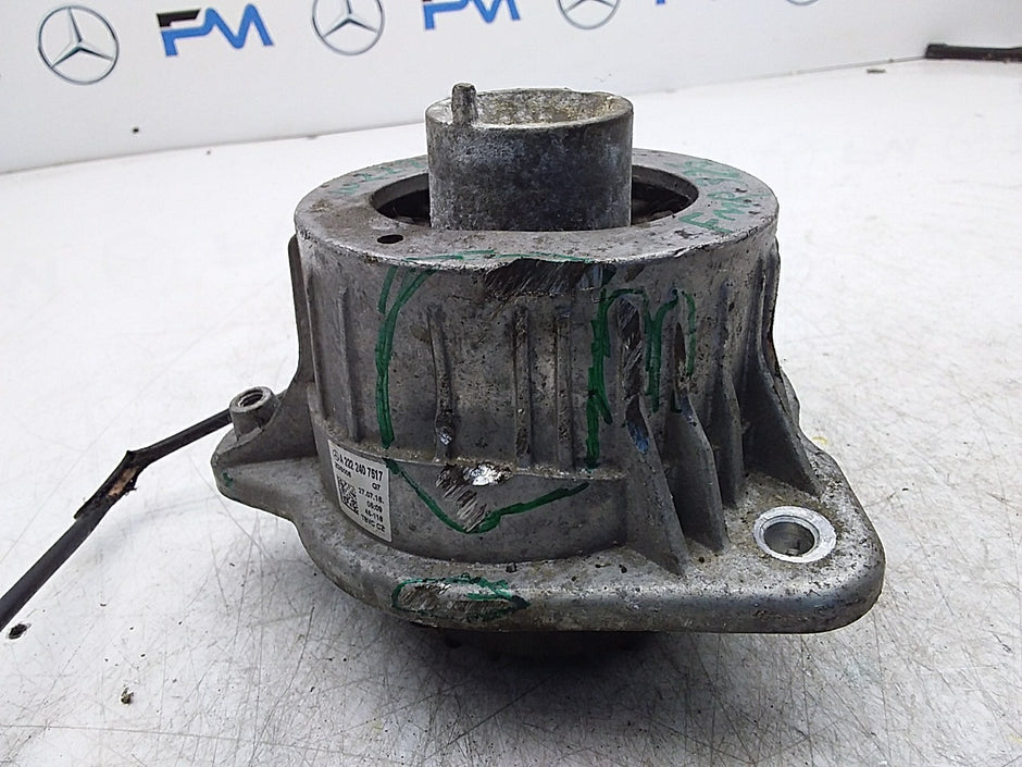 MERCEDES BENZ  S-CLASS W222  ENGINE MOUNT LEFT NS A2222407517 FMR326 (DAMAGED)
