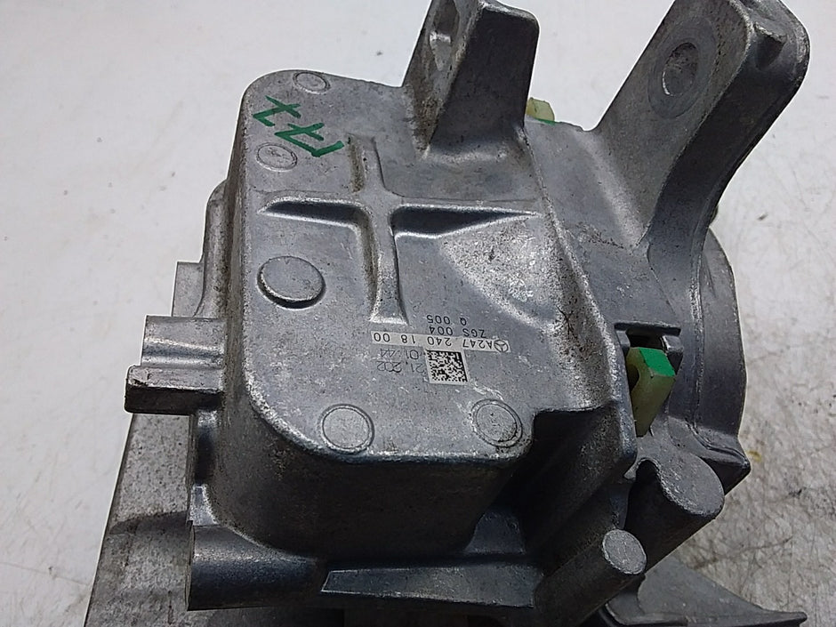 MERCEDES A-CLASS W177 ENGINE MOUNT BRACKET SUPPORT RIGHT A2472401800 FMR260