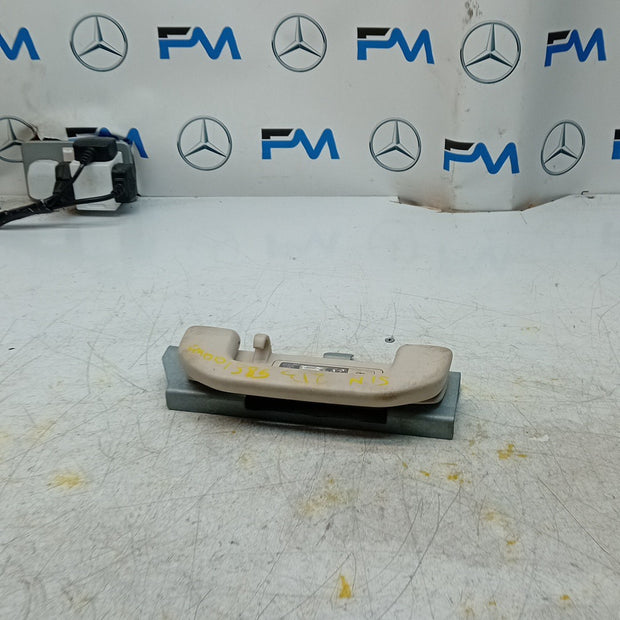 MERCEDES BENZ E-CLASS W213 LEFT PASSENGER ROOF HANDLE A0998150000 FM001385