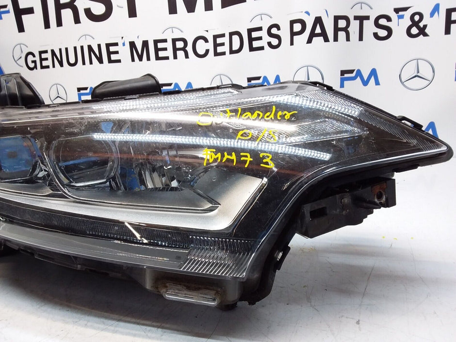 MITSUBISHI OUTLANDER MK3 2015 HEADLIGHT DRIVER SIDE RIGHT R0094N 090U FMH73