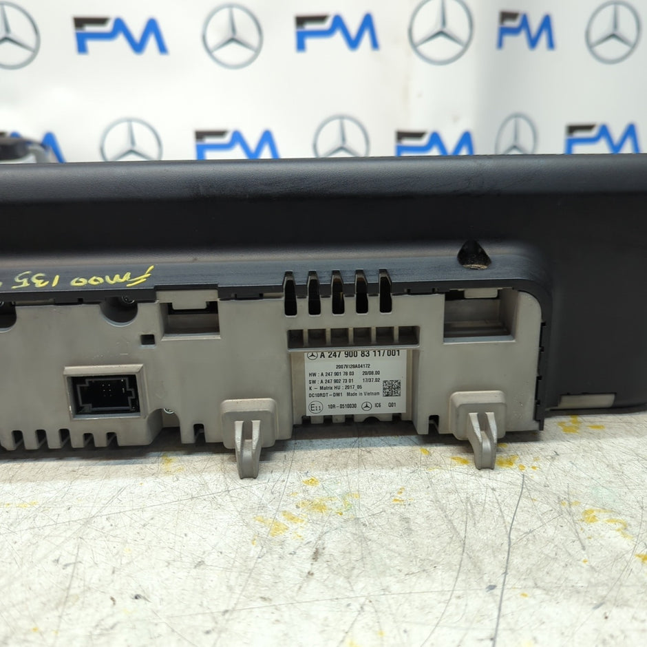 MERCEDES BENZ B-CLASS W247  DISPLAY SCREEN A2479008311 2019 ON FM001359