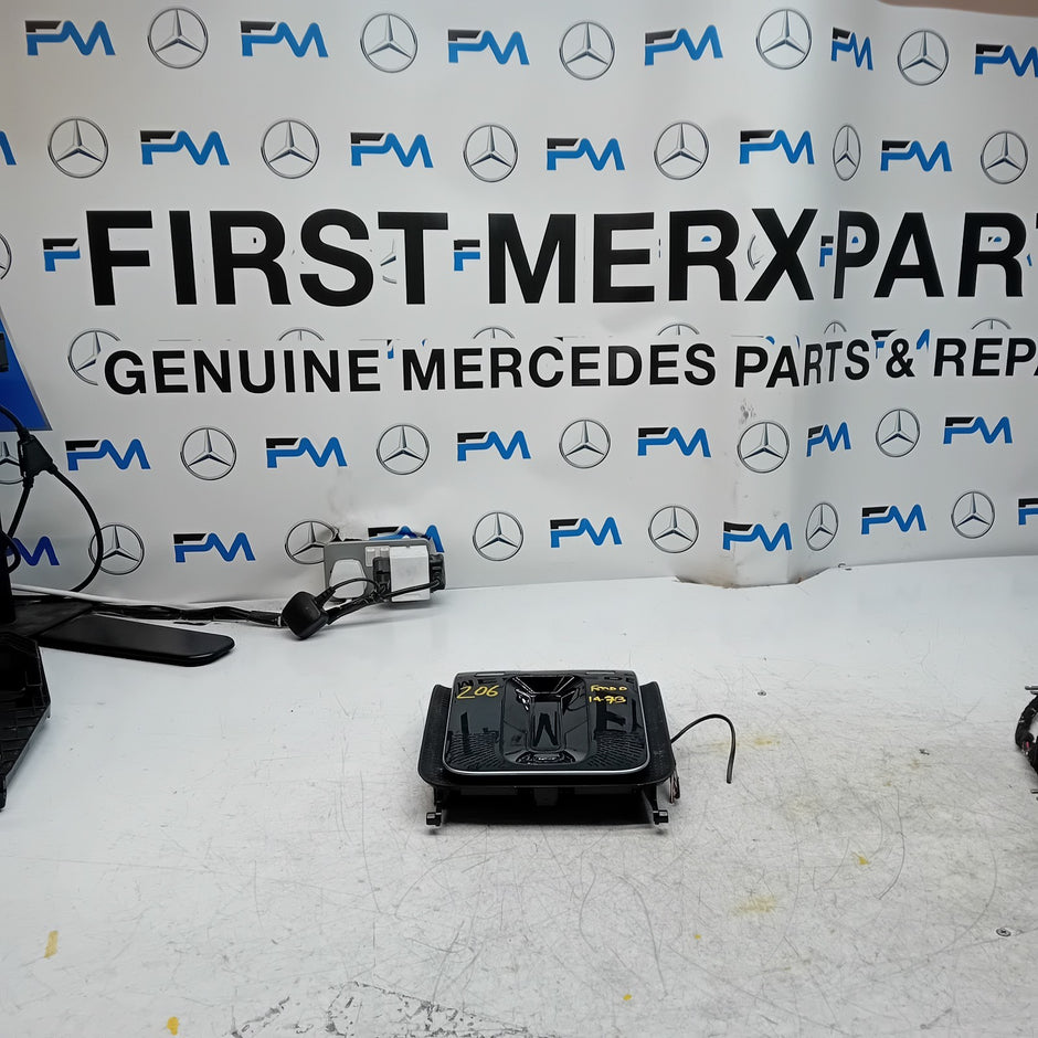 MERCEDES BENZ  C-CLASS W206 MHEV INTERIOR LIGHT A0009002445 FM001473