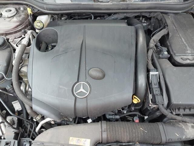 MERCEDES BENZ GLA W156  - BREAKING/ ENGINE AND GEAR BOX