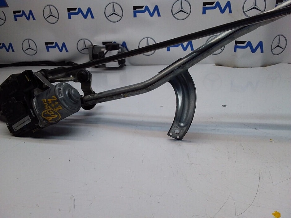 MERCEDES E-CLASS 2018 W213 A2138200740 FRONT WIPER MOTOR  FM00189