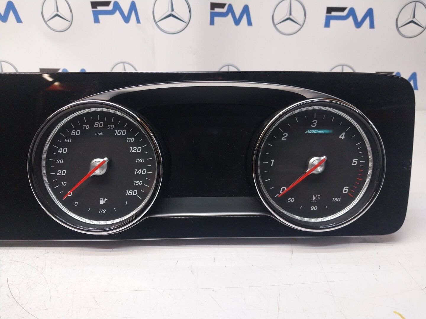 MERCEDES-BENZ E CLASS W213 W238 INSTRUMENT CLUSTER DIGITAL DISPLAY COMBO FM00637