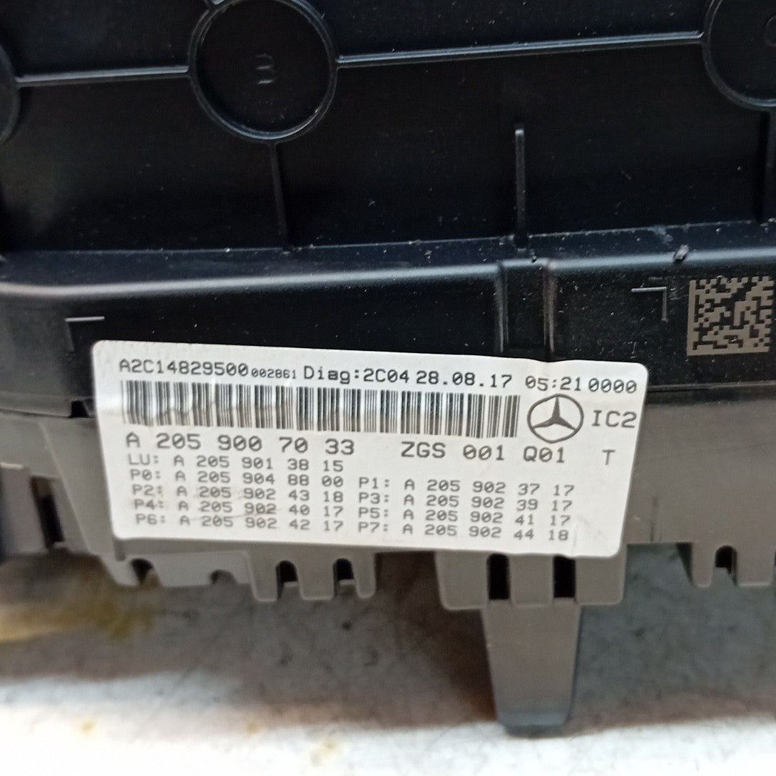 MERCEDES C-CLASS W205 SPEEDOMETER INSTRUMENT CLUSTER  A2059007033 FM001652