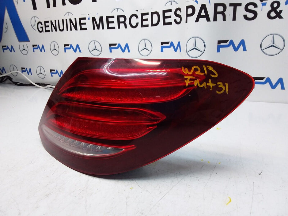 2017 MERCEDES E-CLASS W213 REAR DRIVER SIDE O/S LED LIGHT A2139068000 FMT31