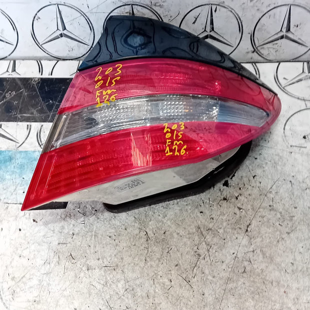 MERCEDES CLC W203 2008 REAR DRIVER RIGHT SIDE TAIL LIGHT A2038205264