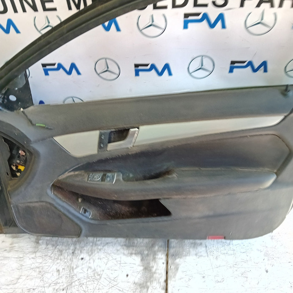 MERCEDES BENZ C-CLASS W212 DRIVER FRONT DOOR OSF 2012 GREY FMD524