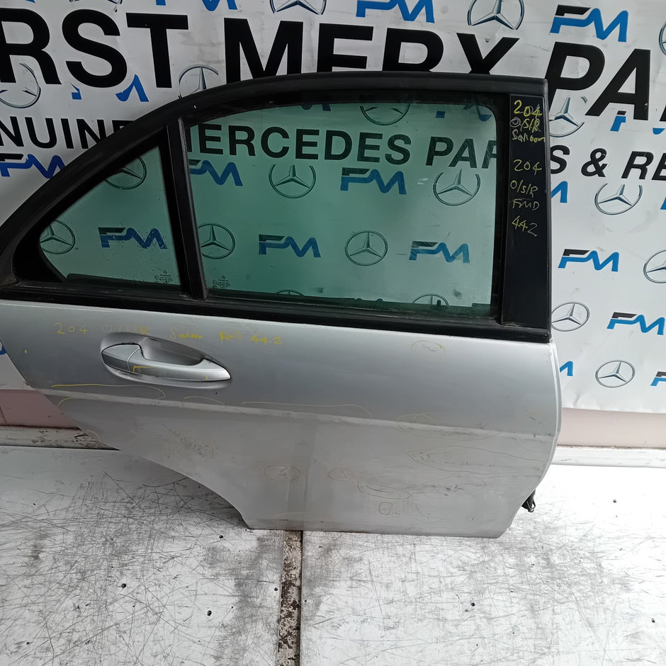 MERCEDES C-CLASS W204 SLN DRIVER REAR DOOR OSR SILVER 2008-2014 COMPLETE FMD442