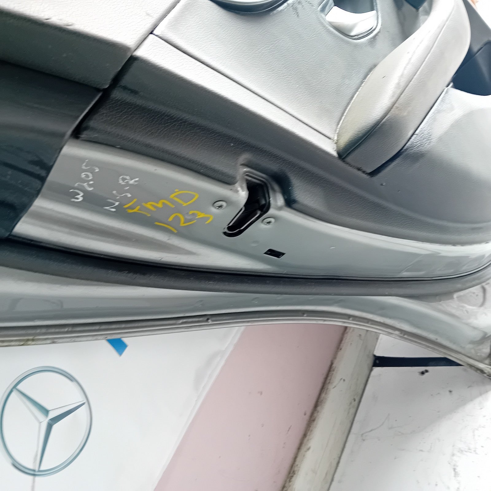 MERCEDES BENZ C-CLASS W205 PASSENGER SIDE REAR DOOR N/S/R GREY FMD123