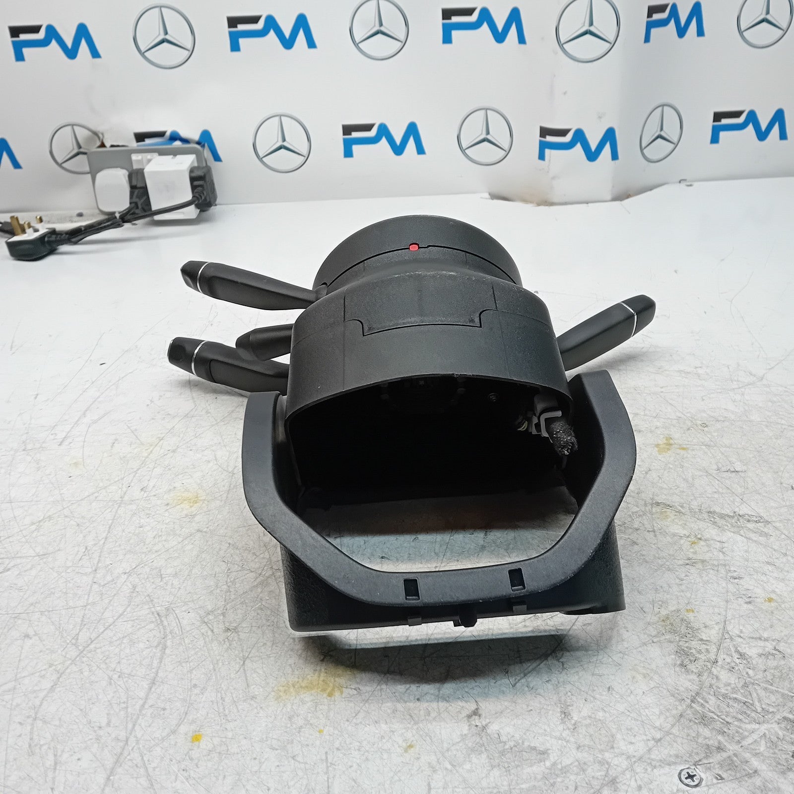 MERCEDES C-CLASS W205 INDICATOR/WIPER GEAR SELECT + SQUIB  A2059008312 FM001485