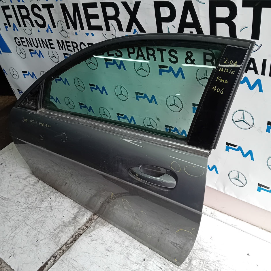 MERCEDES C-CLASS W204 PASSENGER FRONT DOOR NSF 2009-2014 GREY COMPLETE FMD406
