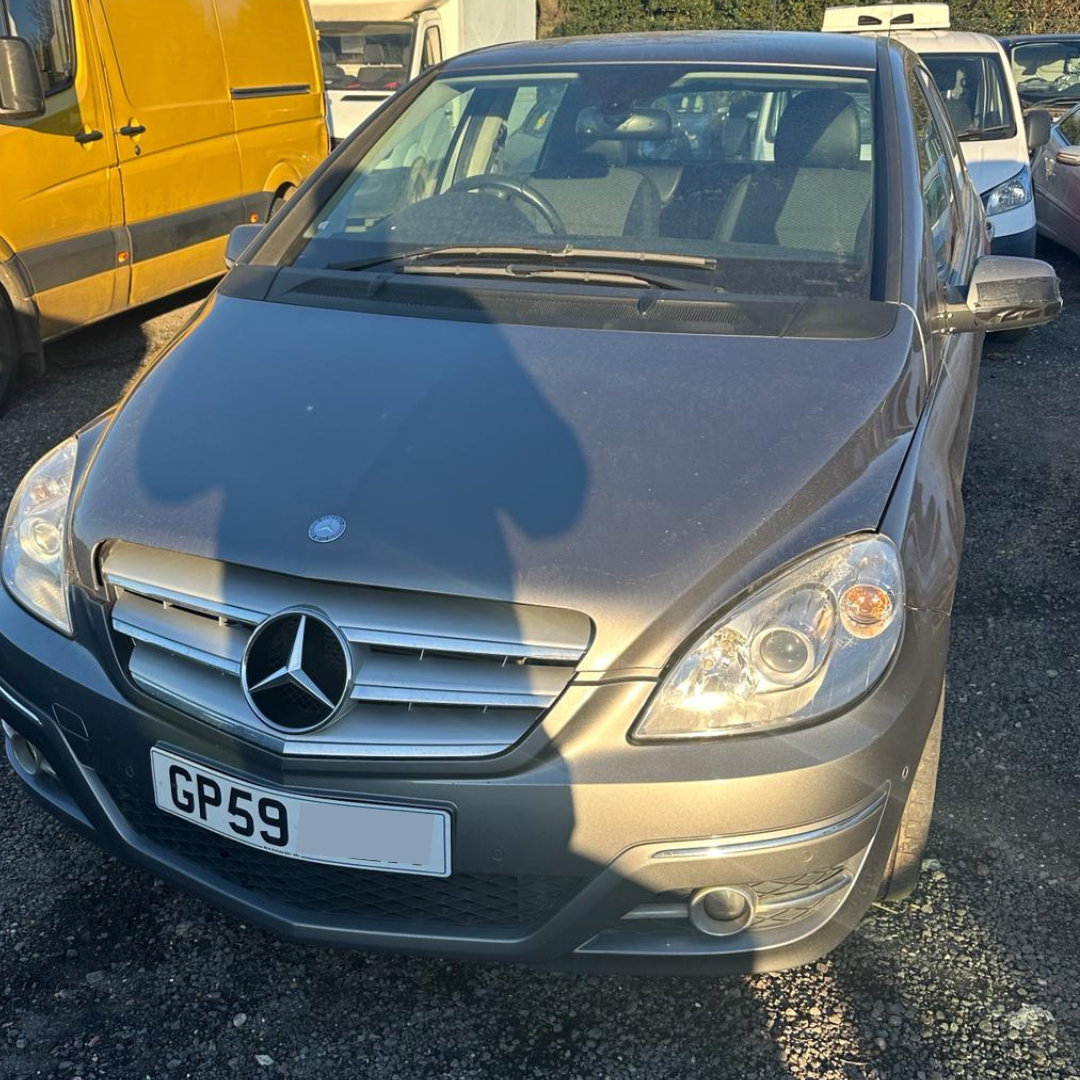 MERCEDES BENZ B-CLASS W245  - BREAKING/ ENGINE AND GEAR BOX