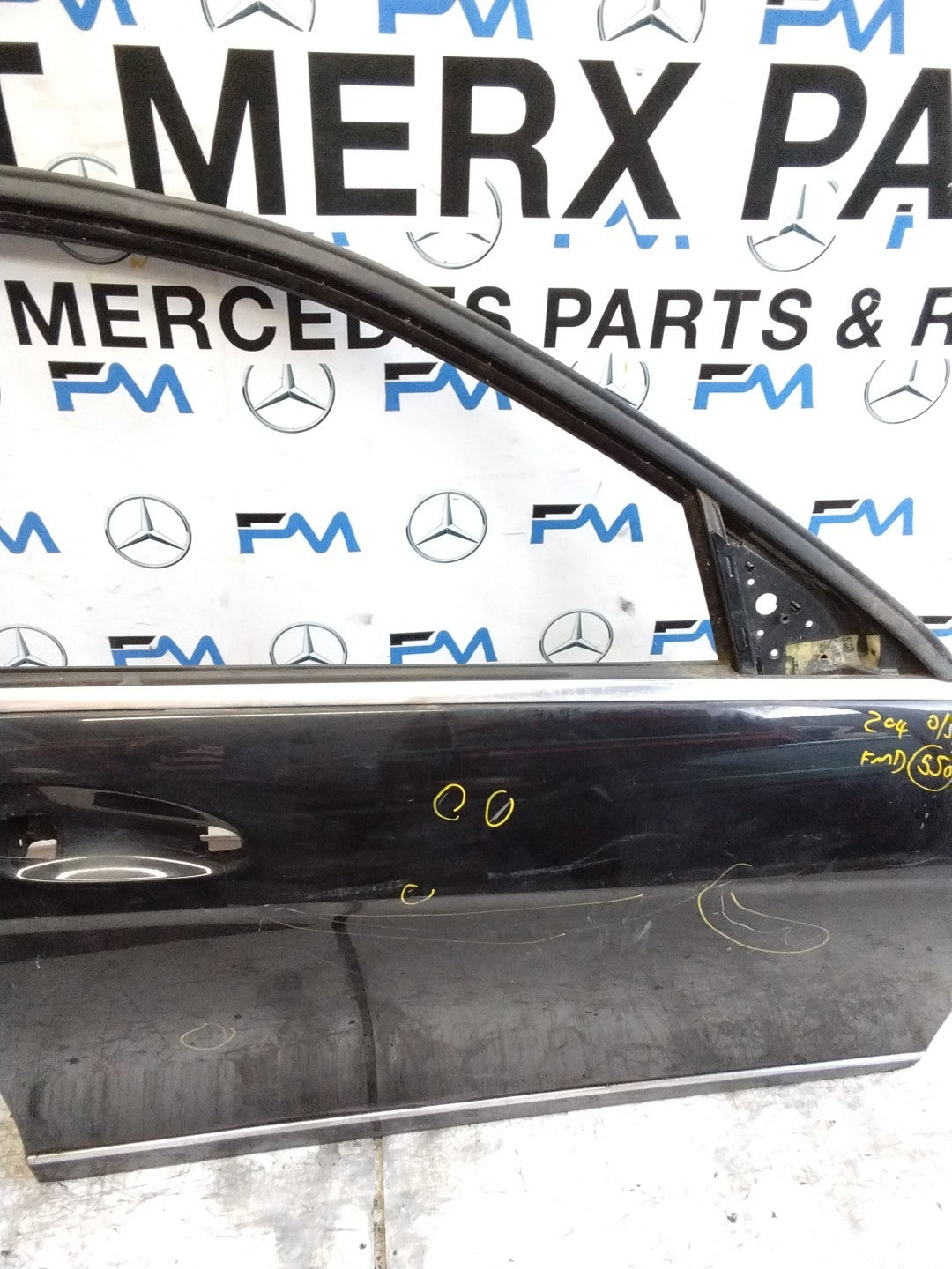 MERCEDES C-CLASS W204 SLN DRIVER FRONT DOOR OSF BLACK 2008-14 COMPLETE FMD550