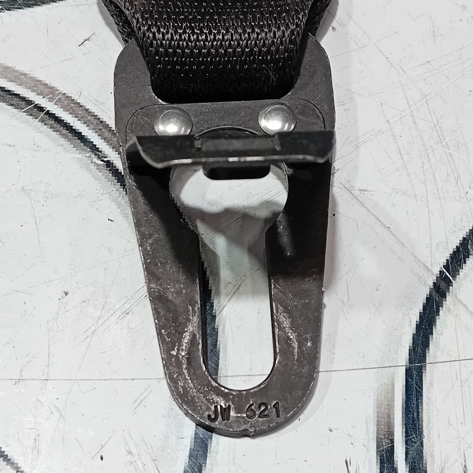 MERCEDES C CLASS SEAT BELT FRONT LEFT PASSENGER SIDE NEARSIDE W205 2015