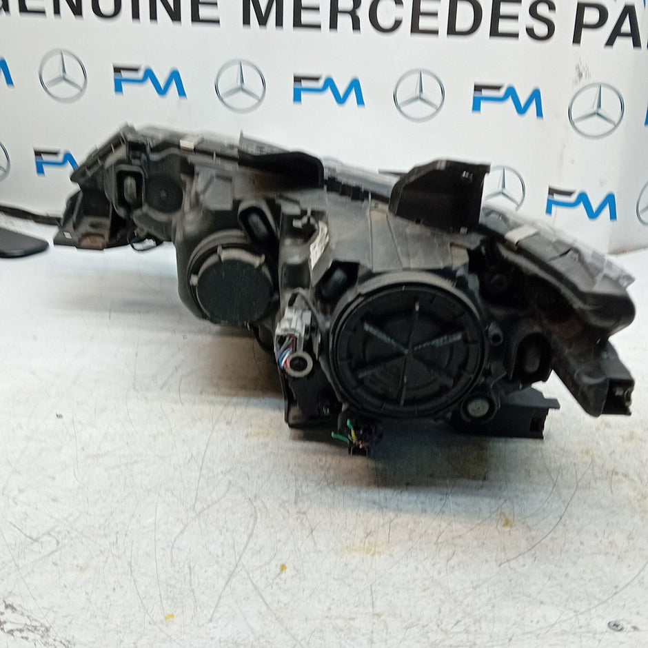 MITSUBISHI OUTLANDER MK3 2015 HEADLIGHT DRIVER OS LEFT L0094I 1U64 FM001587