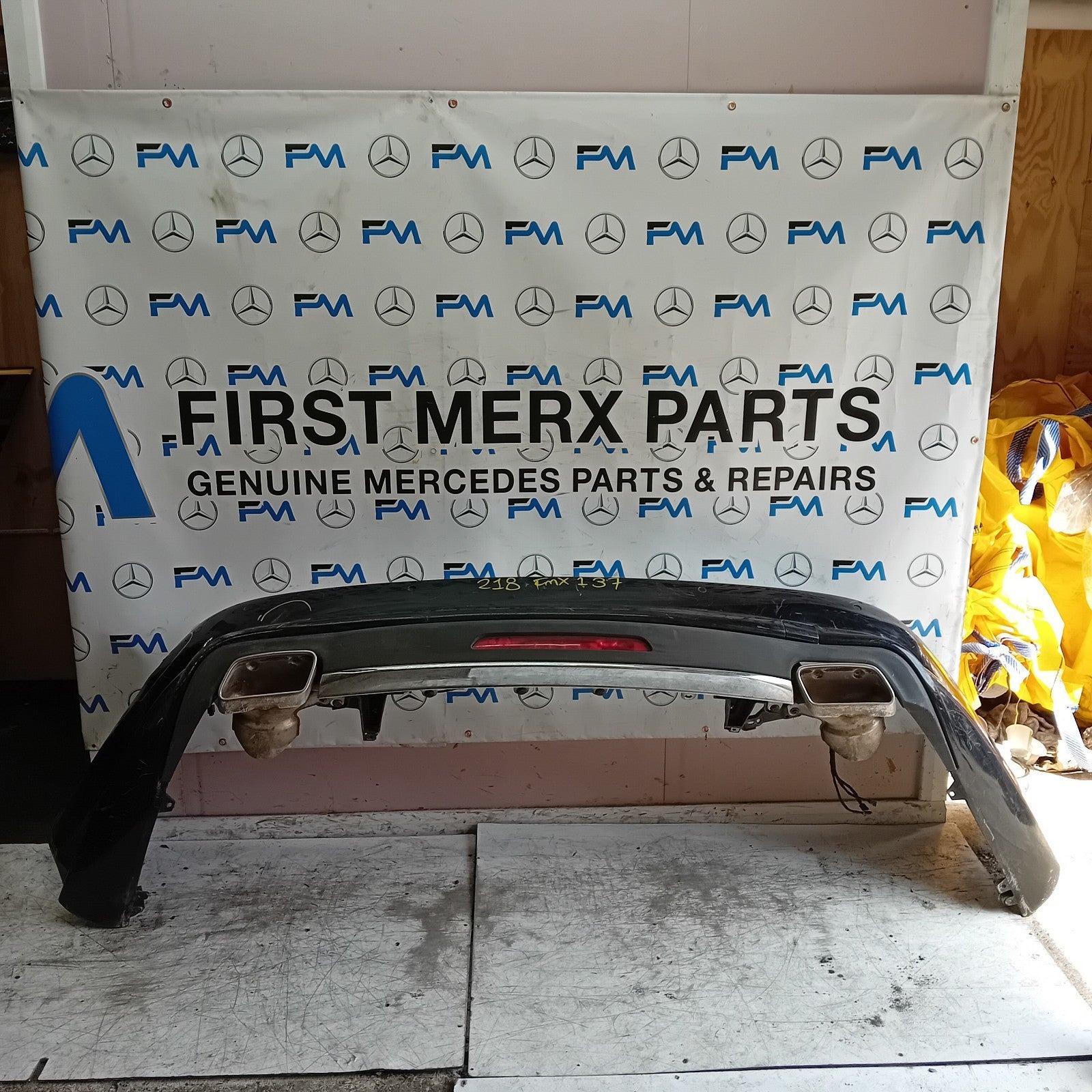 MERCEDES CLS COUPE W218 REAR BUMPER SPORT BLACK 2014 A2188851725 COMPLETE FMX137