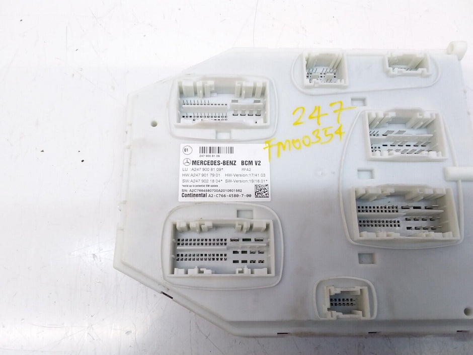 Mercedes GLA W247 SAM Signal Control Module Unit A2479008109 FM00354