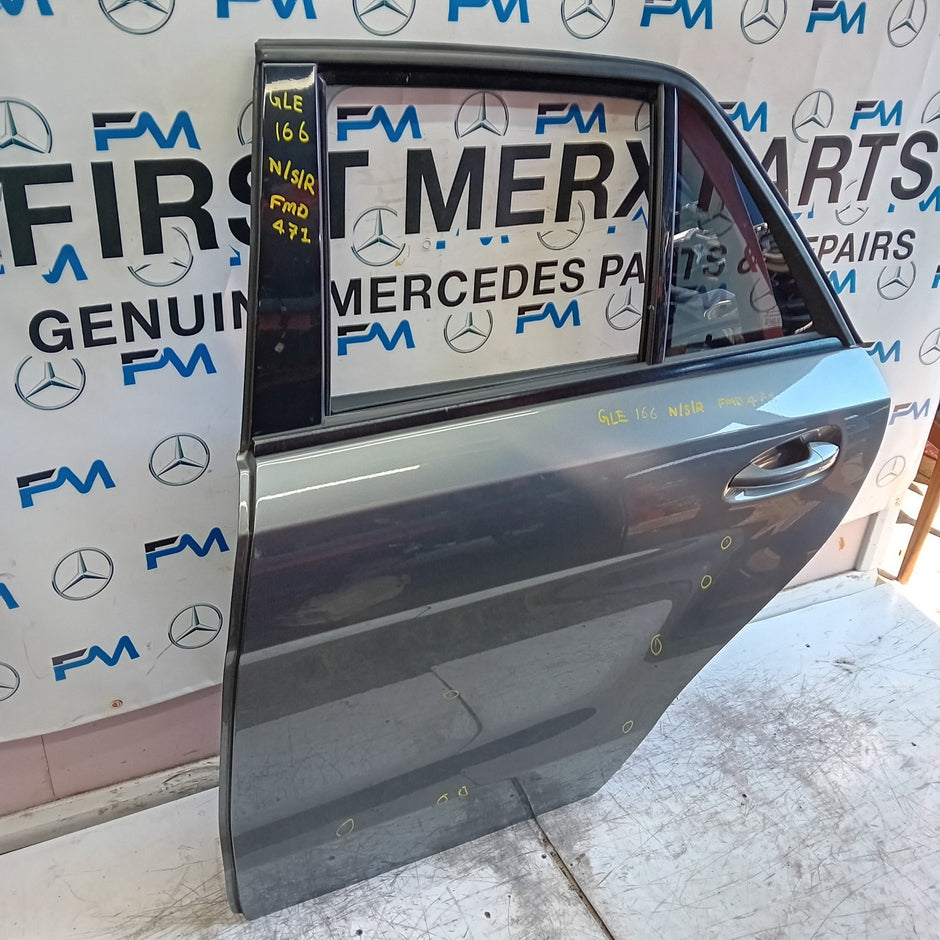 MERCEDES GLE W166 PASSENGER REAR DOOR NSR GREY 2014 ON COMPLETE FMD471