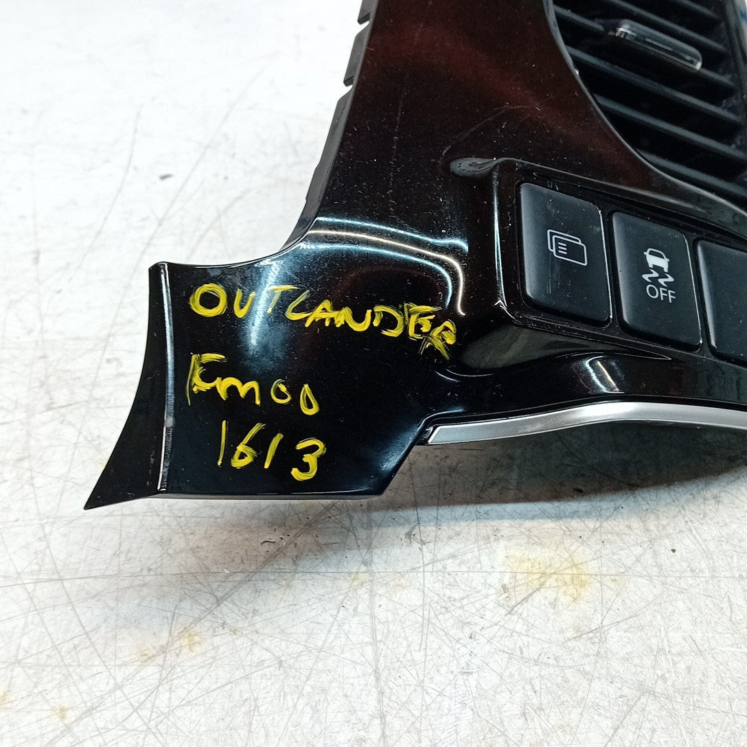 MITSUBISHI OUTLANDER MK3 DASHBOARD AIR VENT + SWITCH 8030A202 FM001613