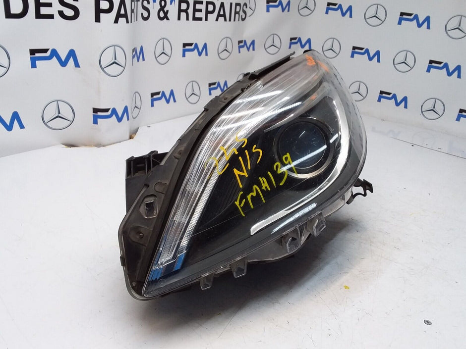 2012 MERCEDES -CLASS W245 W246 HEADLIGHT PASSENGER N/S A2468207361 FMH139 