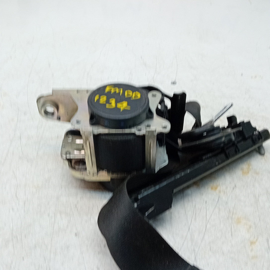 MERCEDES BENZ  C-CLASS W205 SEAT BELT FRONT DRIVER A2058600285 BLACK FM001234