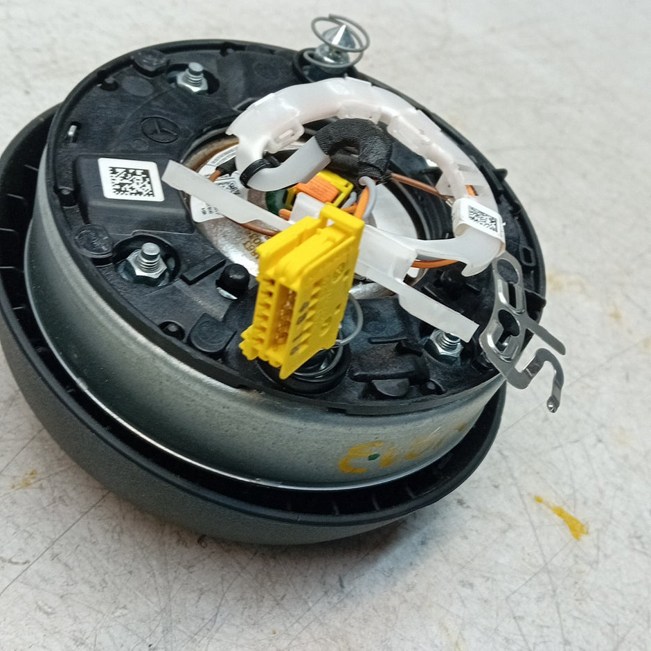 MERCEDES  E-CLASS W213 STEERING WHEEL AIRBAG DRIVER OS RIGHT Q02 FM001274