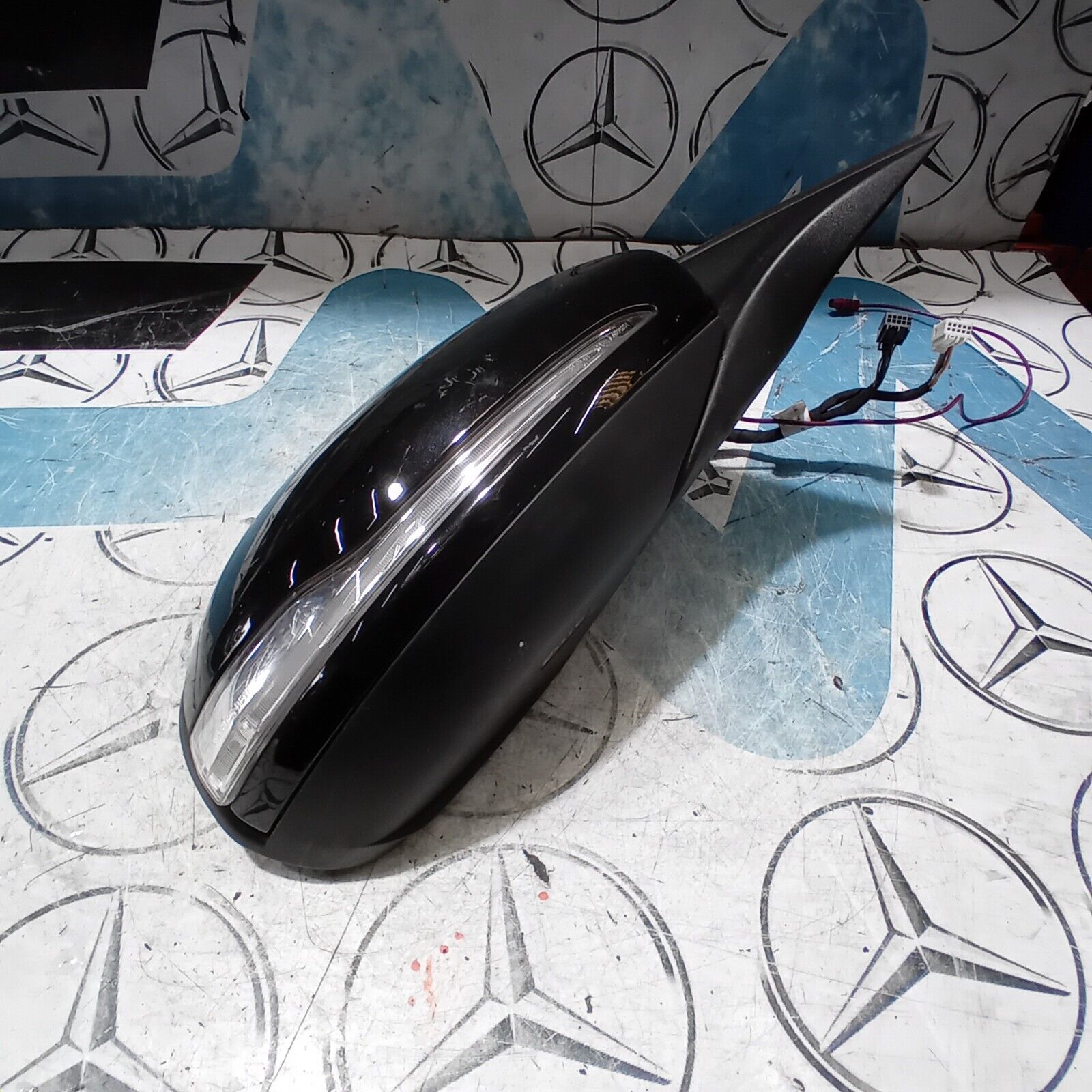 2007/15MERCEDES C-CLASS W205 RIGHT DRIVER SIDE POWER FOLD WING MIRROR 2058102016