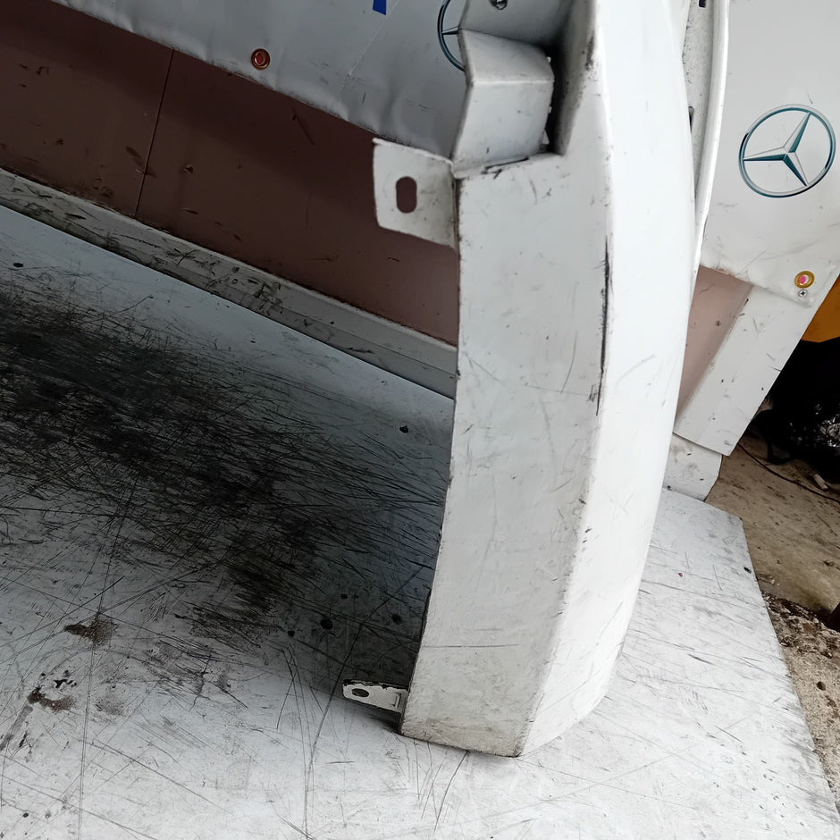 MERCEDES BENZ  C-CLASS C205 CP REAR BUMPER 2014 WHITE  COMPLETE FMX42