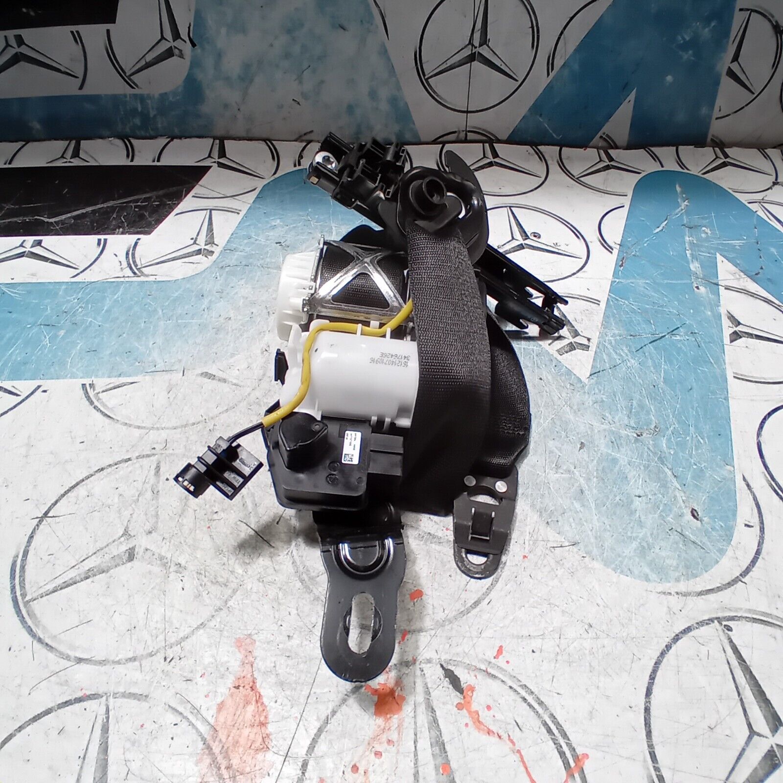 MERCEDES E CLASS W213 2018/2021 PASSENGER FRONT SEAT BELT A2138605500