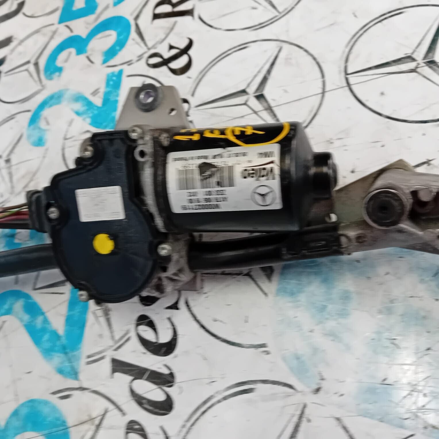 MERCEDES BENZ A-CLASS W176 WINDSCREEN WIPER MOTOR & LINKAGE A1769061900