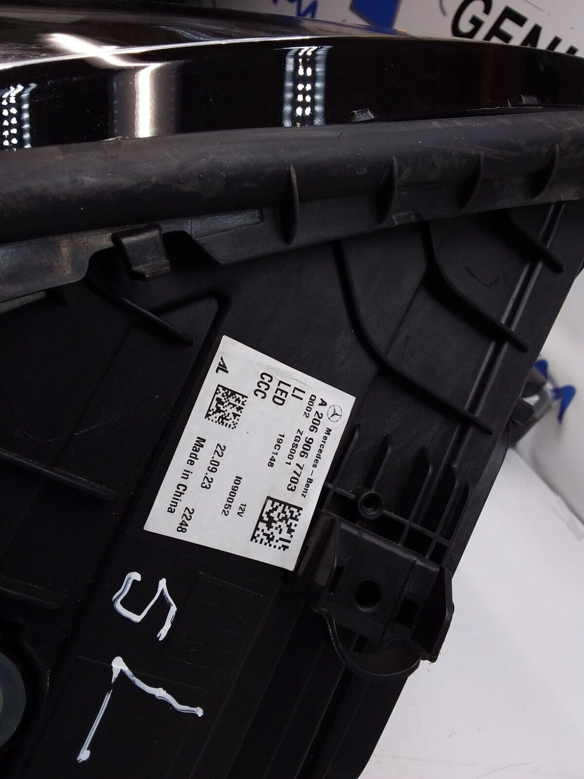 2023 MERCEDES C-CLASS W206 N/S Passenger Side Front Headlight A2069067703 FMH35