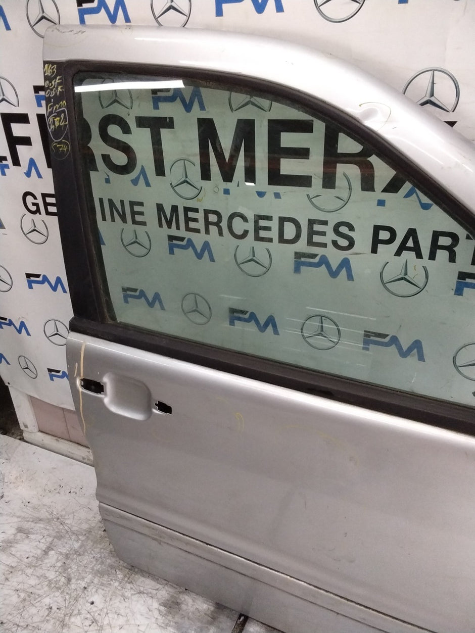 MERCEDES M-CLASS W163  DRIVER FRONT DOOR OSF GREY 1997-05 FMD574