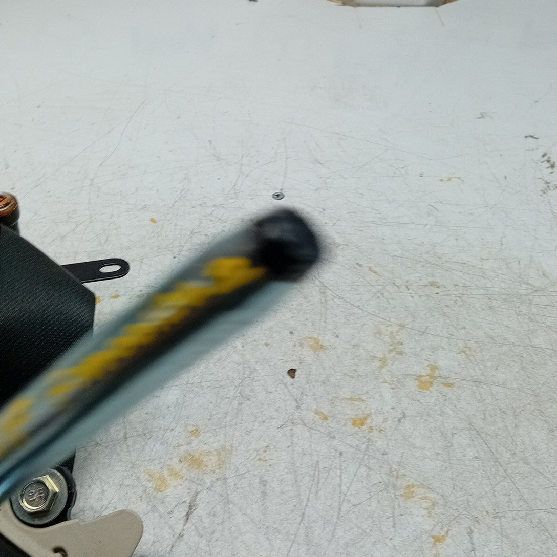 MITSUBISHI OUTLANDER MK3 SEAT BELT FRONT PASSENGER NSF TKAH2EN306 BLACK FM001242