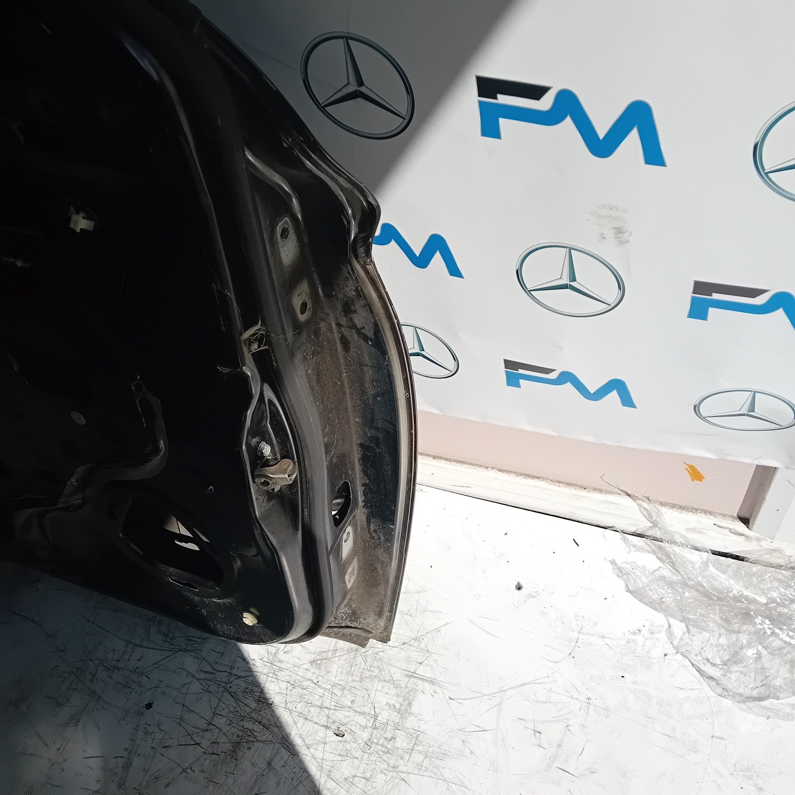 MITSUBISHI OUTLANDER MK3 PASSENGER SIDE FRONT DOOR BLACK 2013 FMD174