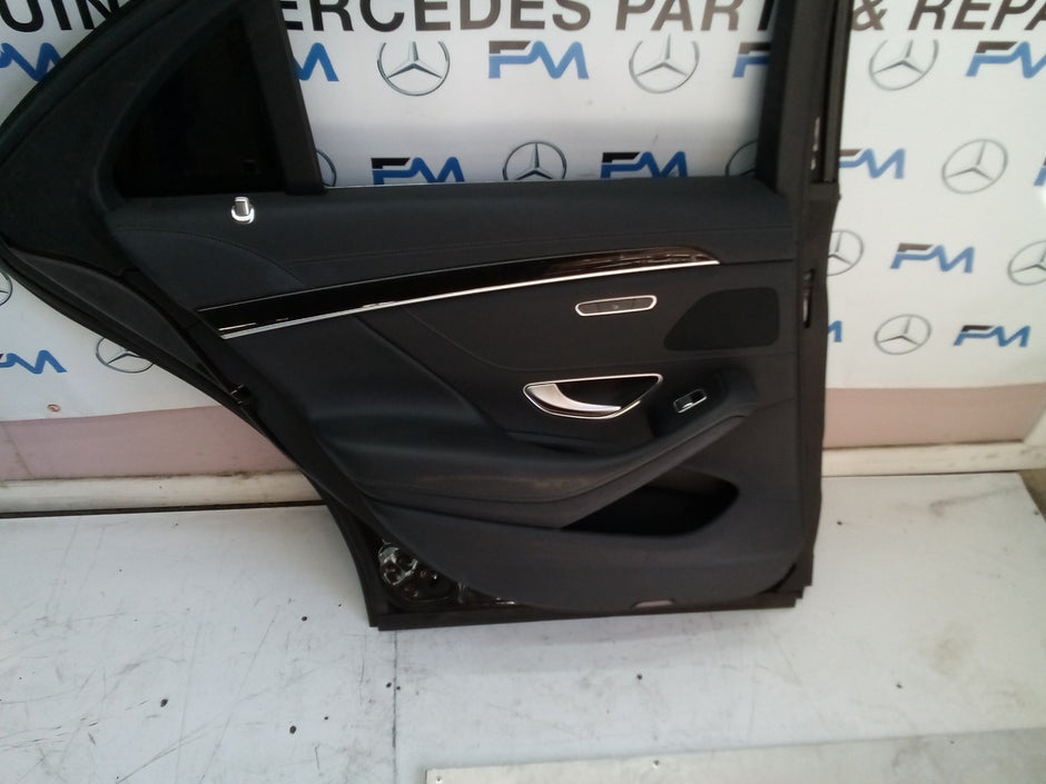 MERCEDES S CLASS W222 SALOON PASSENGER REAR DOOR (NEAR SIDE REAR) BLACK FMD23