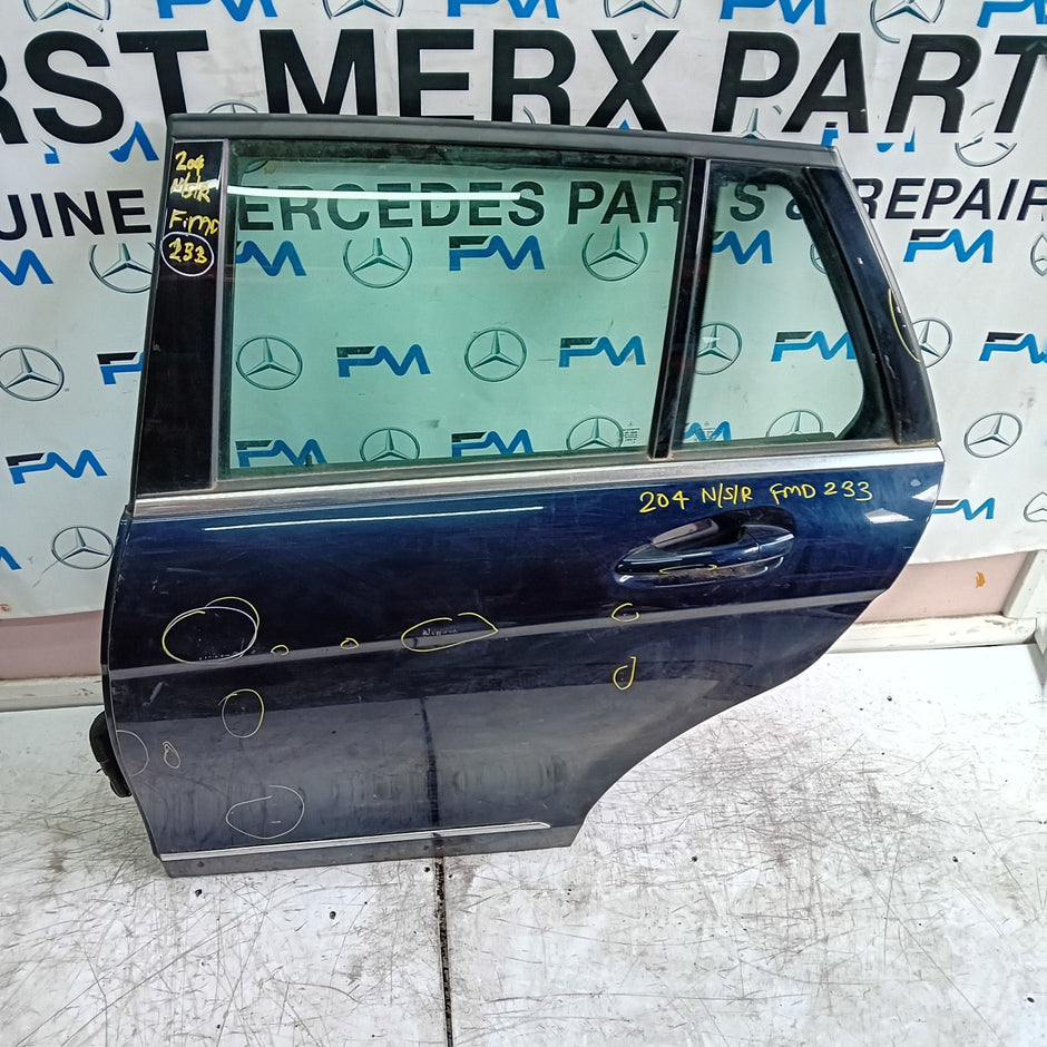 MERCEDES C-CLASS W204 PASSENGER REAR DOOR NSR BLUE 2008-14 COMPLETE FMD233