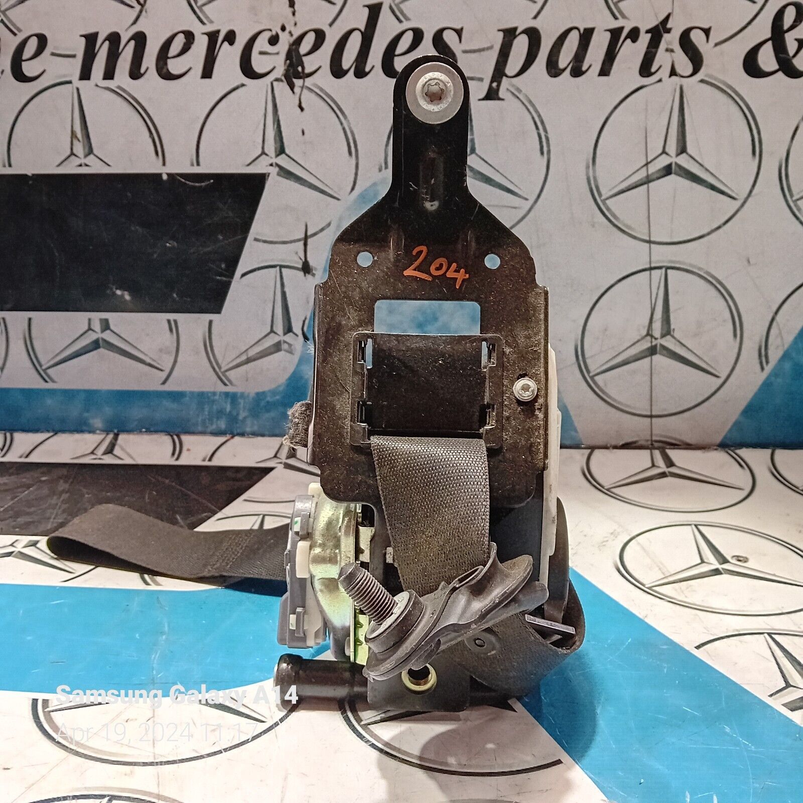 MERCEDES BENZ C CLASS W204 COUPE NEARSIDE FRONT (N.S.F) A2048601985