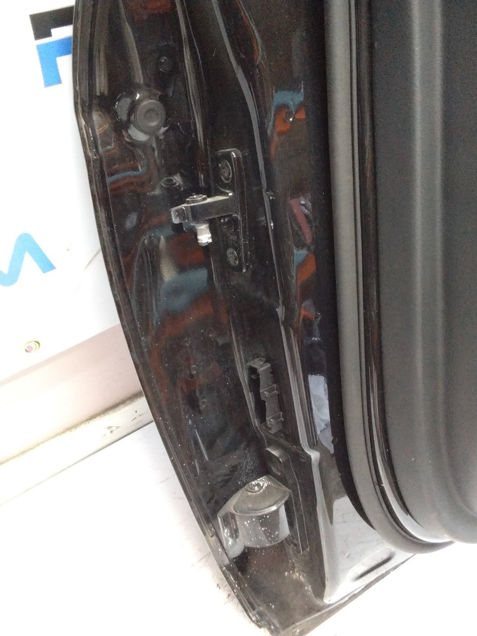MERCEDES BENZ  GLC W253 DRIVER SIDE FRONT DOOR O/S/F COMPLETE BLACK FMD95
